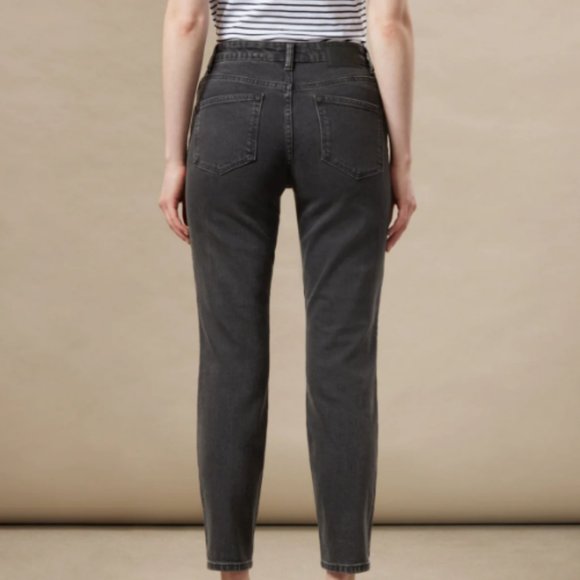 Frank & Oak "Stevie" Tapered Jeans - Picture 6 of 6